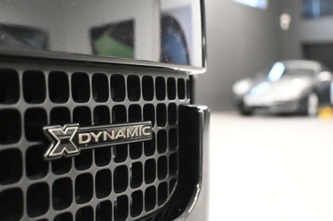 Land Rover Defender 3.0 Defender X-Dynamic HSE D MHEV A 4WD 5dr 49