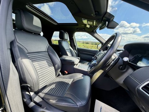 Land Rover Discovery R-DYNAMIC SE MHEV 34