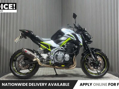 Kawasaki Z900 2019 69 PLATE FULL AKRAPOVIC ONLY 15K STUNNING NAKED BIKE
