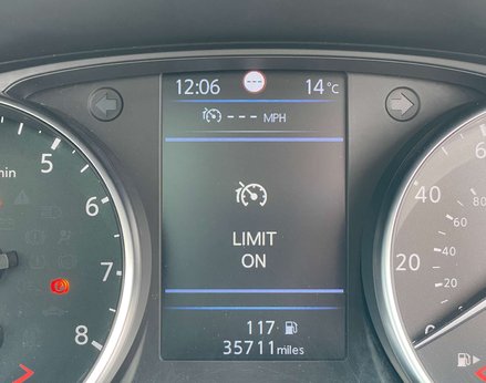 Nissan Qashqai 1.3 Qashqai N-Motion DiG-T 5dr 29