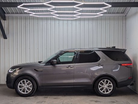 Land Rover Discovery 3.0 Discovery SE SDV6 Auto 4WD 15
