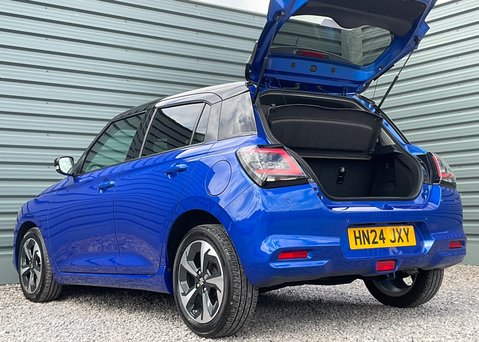 Suzuki Swift ULTRA 18