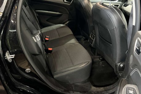 Renault Arkana 1.6 E-TECH techno SUV 5dr Petrol Hybrid Auto 2WD Euro 6 (s/s) (145 ps) 12