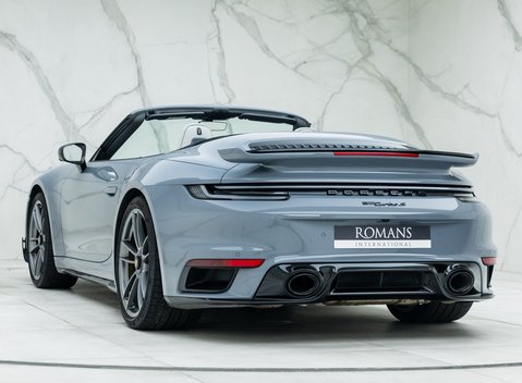 Porsche 911 Turbo S Cabriolet (992) 8