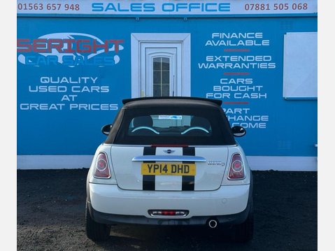 Mini Convertible 1.6 Cooper D Convertible 2dr Diesel Manual Euro 5 (s/s) (112 ps) 4