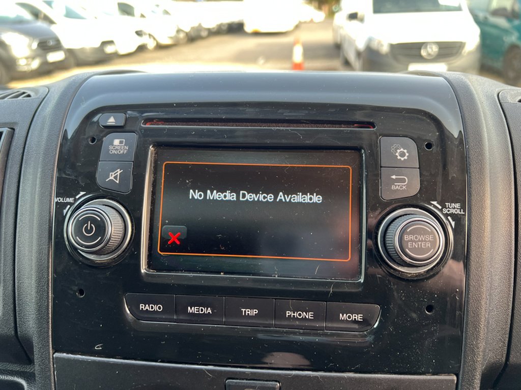 2018 Citroen RelayMWB L2H2 Medium Roof Enterprise 35 Air Con Sensors — thumbnail 38 of 51