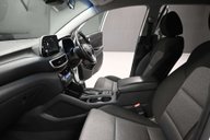 Hyundai TUCSON 1.6 Tucson SE Nav 48v MHEV CRDi 2WD Semi-Auto 5dr 17