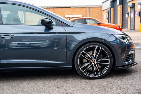 SEAT Leon 2.0 Leon Cupra Luxury 290 TSi Semi-Auto 5dr 55