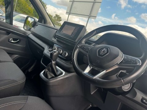 Renault Trafic 2.0 Trafic LL30 Sport + Blue DCI A 27