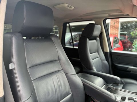 Land Rover Range Rover Sport 2.7 TD V6 HSE Station Wagon 5dr Diesel Automatic (271 g/km, 187 bhp) 10