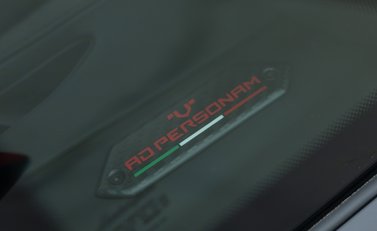 Lamborghini Revuelto 36