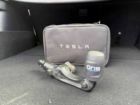 Tesla Model Y (Dual Motor) Long Range SUV 5dr Electric Auto 4WDE (384 bhp) 46