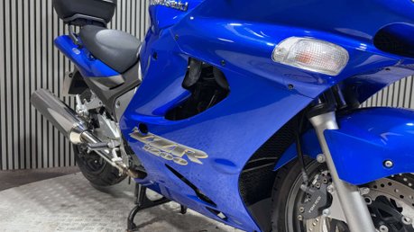 Kawasaki ZZR 2003 24K GOOD CLEAN CONDITION RUNNING PROJECT BIKE 10