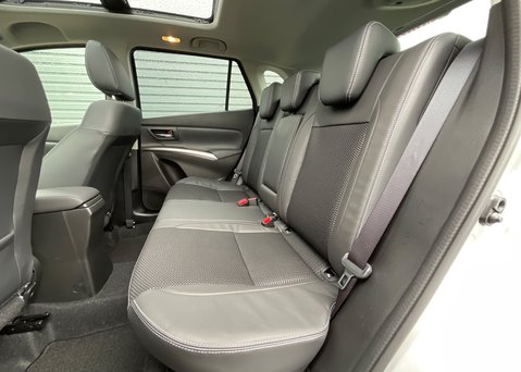 Suzuki SX4 S-Cross Ultra 18