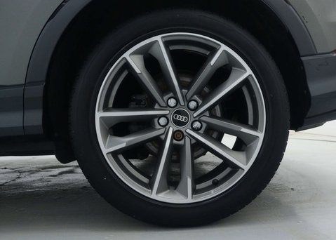 Audi Q3 1.5 TFSI CoD 35 Black Edition SUV 5dr Petrol S Tronic Euro 6 (s/s) (150 ps) 17