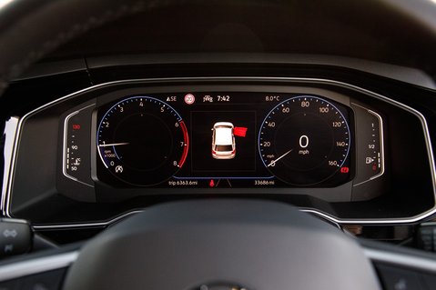 Volkswagen Polo R-LINE TSI 15