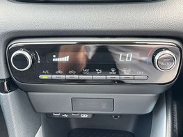 Toyota Yaris ICON HEV CVT 50