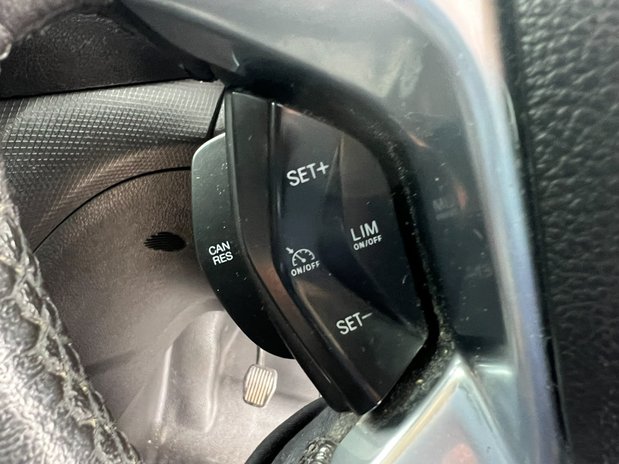 Ford Transit Connect SWB L1H1 Low Roof Limited Air Con Alloys Sensors EURO 6 NO VAT 39
