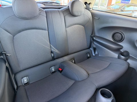 Mini Hatch 1.5 One D Euro 6 (s/s) 3dr 26