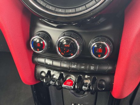 Mini Hatch 1.5 One D 3dr 29