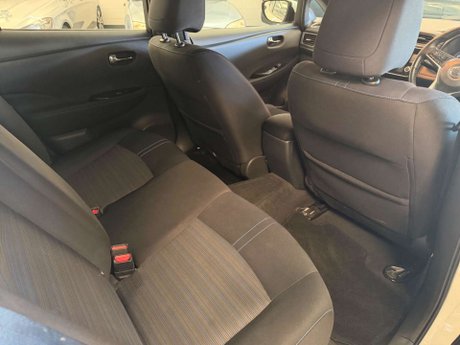 Nissan LEAF 40kWh Acenta Auto 5dr 13