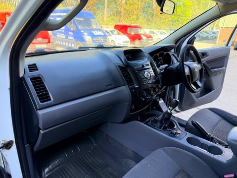 Ford Ranger 2.2 TDCi XL Super Pickup Extended Cab 4dr Diesel Manual 4WD Euro 5 (150 ps) 38