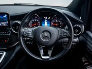 Mercedes-Benz V Class 2.0 V300d AMG Line MPV 5dr Diesel G-Tronic+ Euro 6 (s/s) XLWB (237 ps) 30