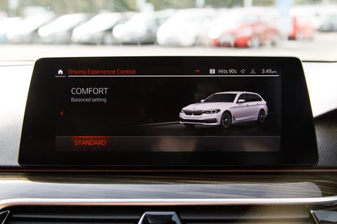 BMW 5 Series 520D XDRIVE SE TOURING 28