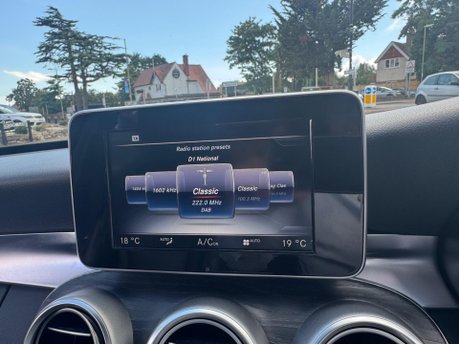 Mercedes-Benz C Class 2.0 TDCi Titanium Sport Powershift AWD Euro 6 (s/s) 5dr 27