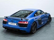Audi R8 5.2 FSI V10 Coupe 2dr Petrol S Tronic quattro Euro 6 (s/s) (540 ps) 40