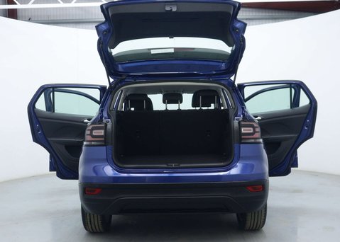 Volkswagen T-Cross 1.0 TSI SE SUV 5dr Petrol DSG Euro 6 (s/s) (110 ps) 53