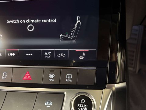 Audi E-Tron e-tron Technik 50 Quattro 4WD 5dr 33