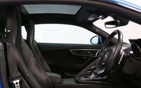 Jaguar F-Type V6 R-Dynamic - Pan Roof, Exhaust and Great History 12