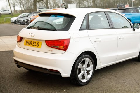 Audi A1 SPORTBACK TFSI SPORT NAV 8
