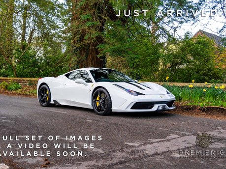Ferrari 458 Speciale FULL FSH. CARBON FIBRE INT/EXT. CARBON ENGINE BAY. LIFT. CRUISE CONTROL. 