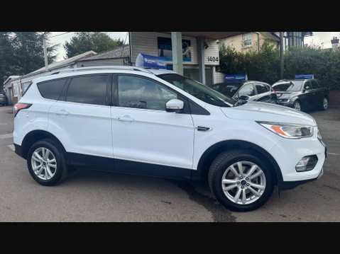Ford Kuga 2.0 TDCi EcoBlue Zetec AWD Euro 6 (s/s) 5dr 8
