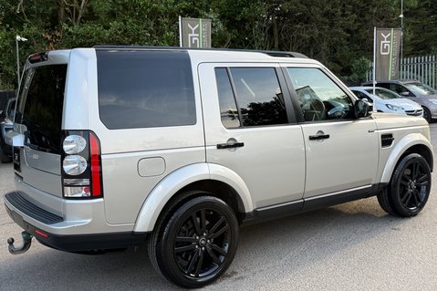 Land Rover Discovery SDV6 SE TECH - ULEZ COMPLIANT -FULL LR SERVICE HISTORY - 9 SERVICES -TOWBAR 6