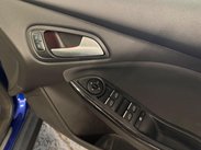 Ford Focus 1.0T EcoBoost Titanium Euro 6 (s/s) 5dr 24