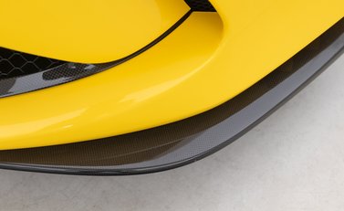 Ferrari F8 Tributo 22