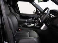 Land Rover Range Rover 3.0 D300 MHEV HSE SUV 5dr Diesel Auto 4WD Euro 6 (s/s) (300 ps) 4