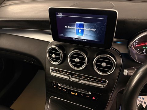 Mercedes-Benz GLC 2.0 GLC250 AMG Line (Premium Plus) G-Tronic 4MATIC Euro 6 (s/s) 5dr 18