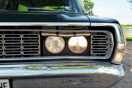 Ford Country Squire 9