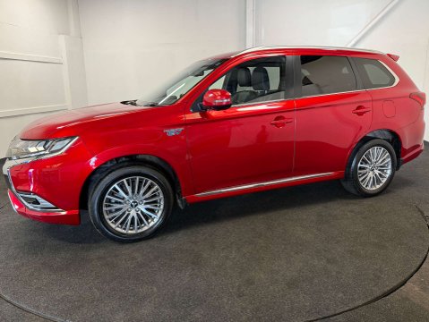 Mitsubishi Outlander 2.4 Outlander Exceed PHEV CVT 4WD 5dr 2