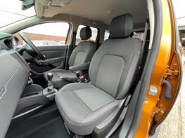 Dacia Duster 1.6 Duster Comfort SCe 4x2 5dr 49