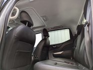 Nissan Navara 2.3 Navara Tekna dCi 4WD 5dr 63