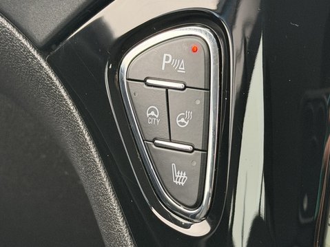 Vauxhall Corsa 1.4 [75] SE Nav 5dr 25