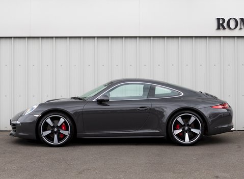 Porsche 911 (991) 50th Anniversary Edition 2