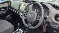Toyota Yaris 1.5 VVT-i Icon Hatchback 5dr Petrol CVT Euro 6 (111 ps) 44