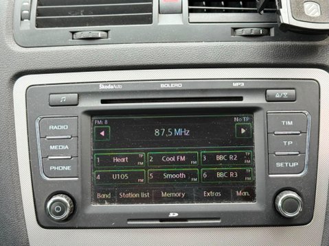 Skoda Octavia 1.6 TDI Elegance Euro 5 5dr 10