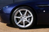 Aston Martin Vantage 4.3 Vantage V8 3dr 9